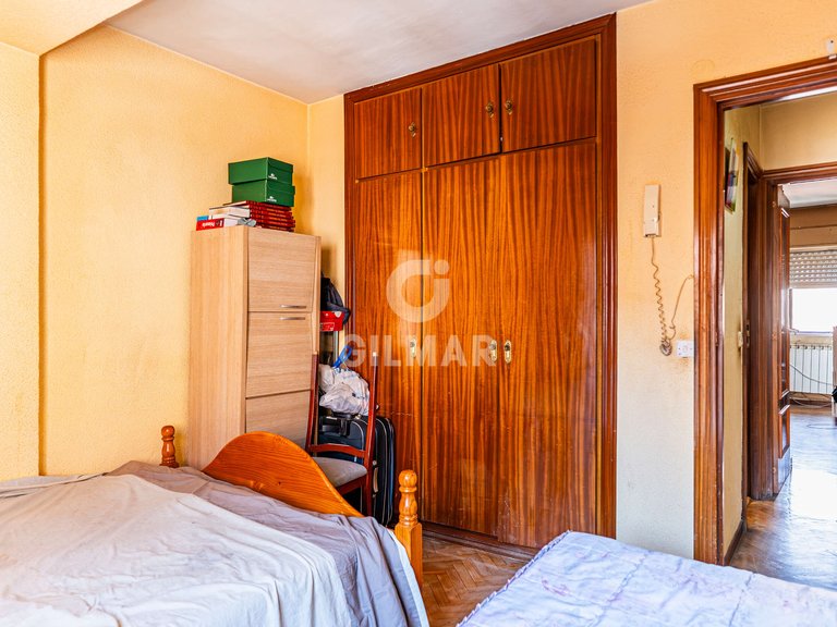 Apartment for Sale in Madrid, Madrid 16