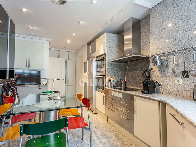 Apartment for Sale in Madrid, Madrid 17