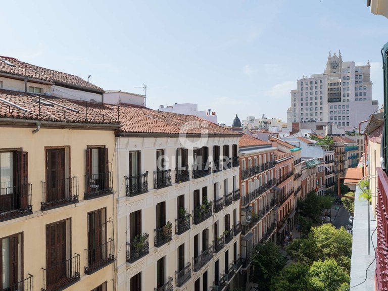 Apartment for Sale in Madrid, Madrid 11