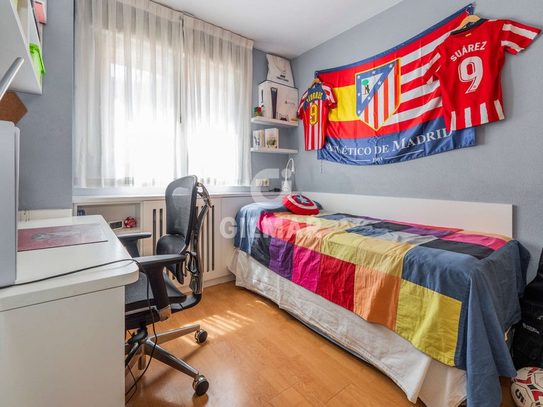 Apartment for Sale in Madrid, Madrid 13