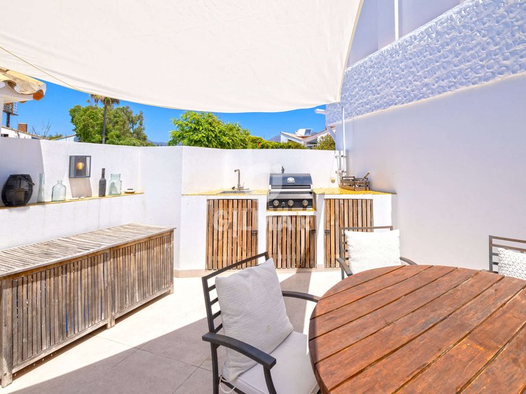 Town House for Sale in BahÍa Dorada, Malaga 51