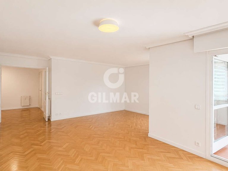 Apartment for Rent in Madrid, Madrid 10
