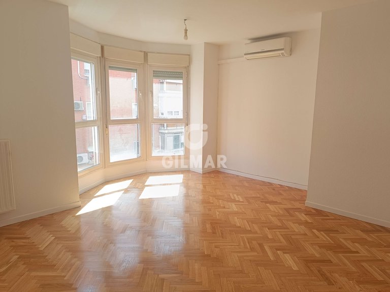 Apartment for Rent in Madrid, Madrid 9