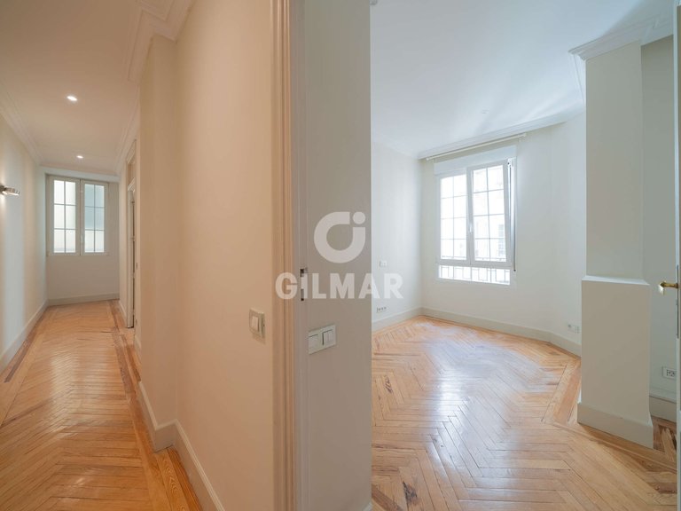Apartment for Rent in Madrid, Madrid 22