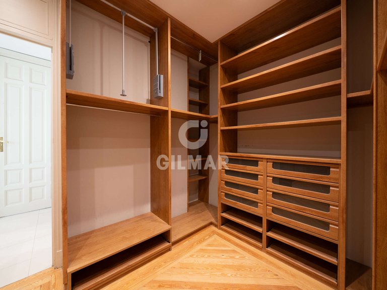 Apartment for Rent in Madrid, Madrid 21
