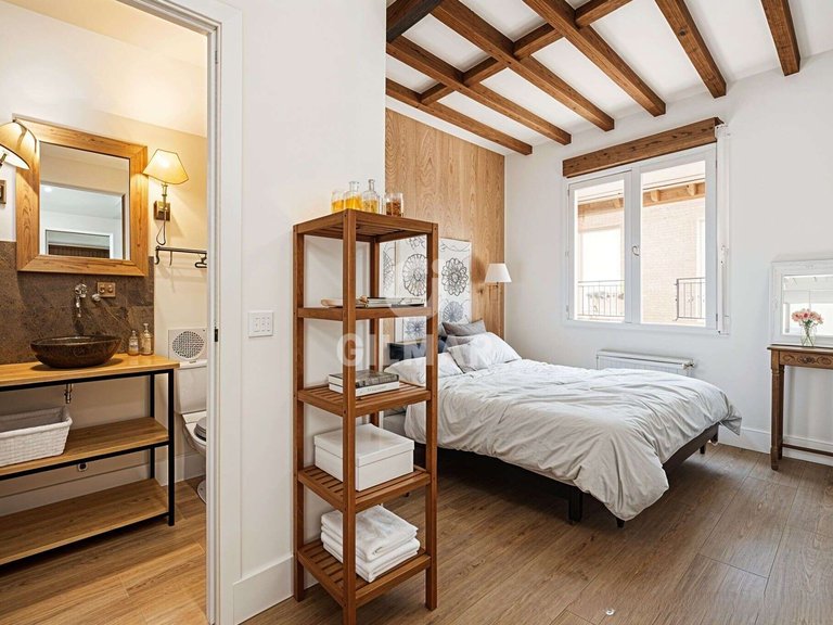 Apartment for Sale in Madrid, Madrid 12