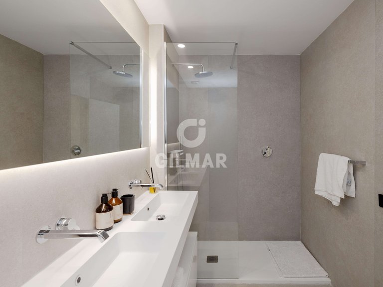 Apartment for Sale in Marbella, Malaga 26