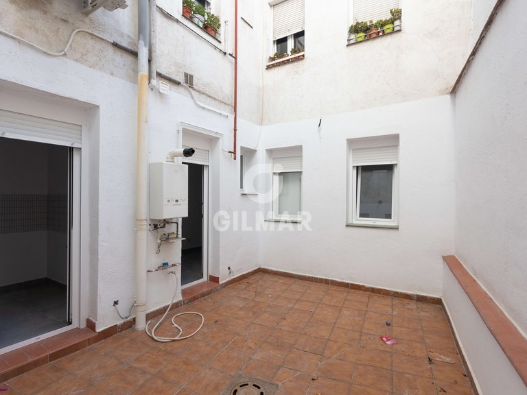 Apartment for Sale in Madrid, Madrid 27