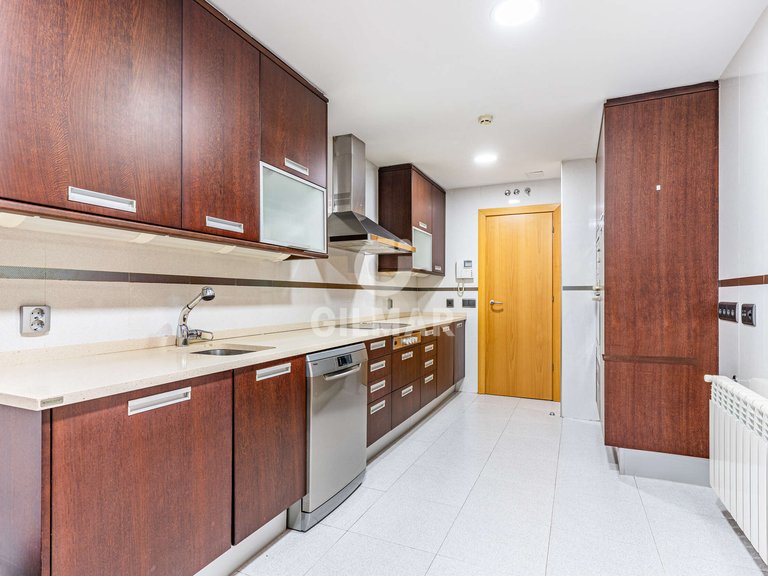 Apartment for Sale in Madrid, Madrid 12