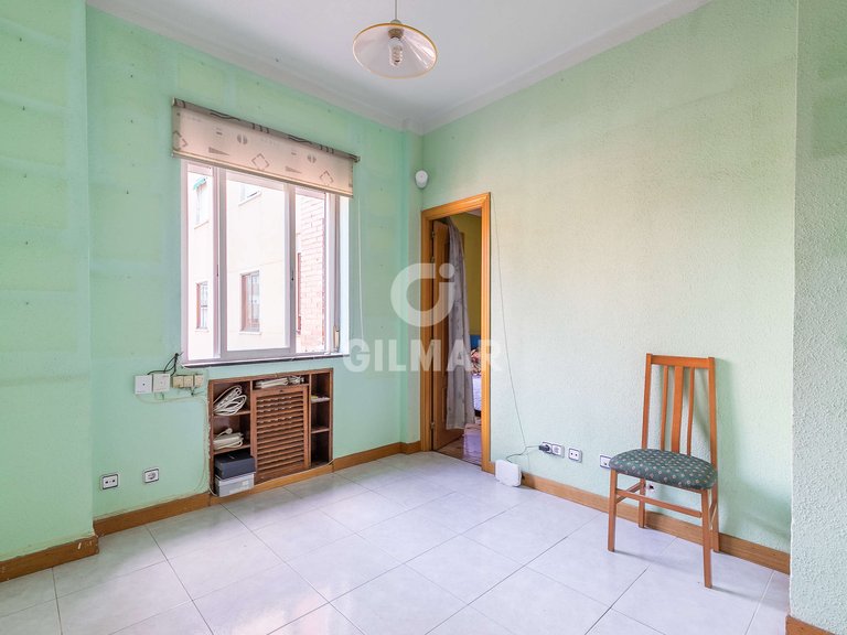 Apartment for Sale in Madrid, Madrid 16