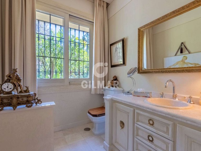 Villa for Sale in MÁlaga, Malaga 16