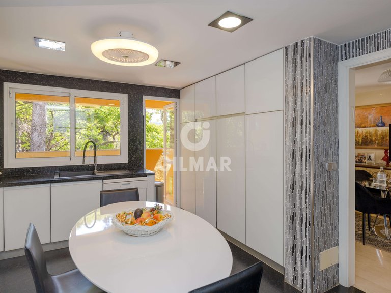 Town House for Sale in Marbella, Malaga 14