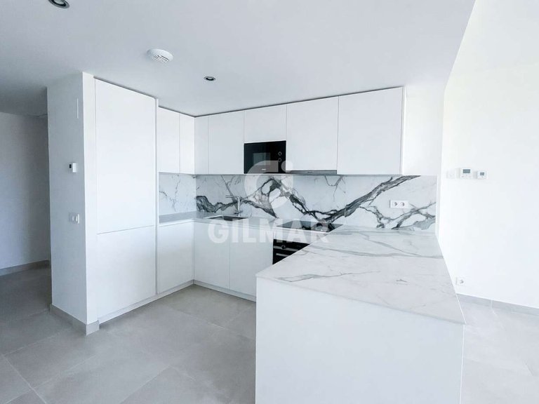 Apartment for Sale in BenalmÁdena, Malaga 9