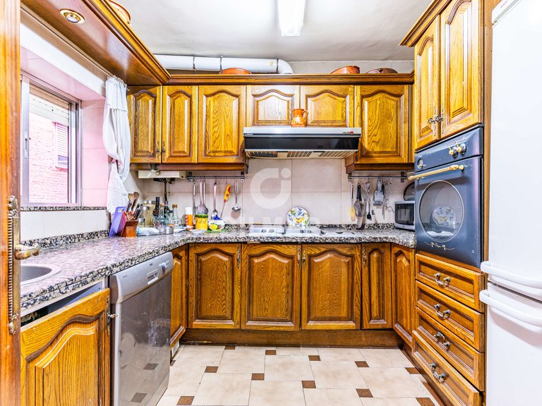 Apartment for Sale in Madrid, Madrid 8