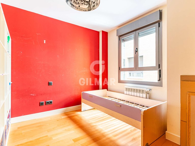 Apartment for Sale in Madrid, Madrid 16