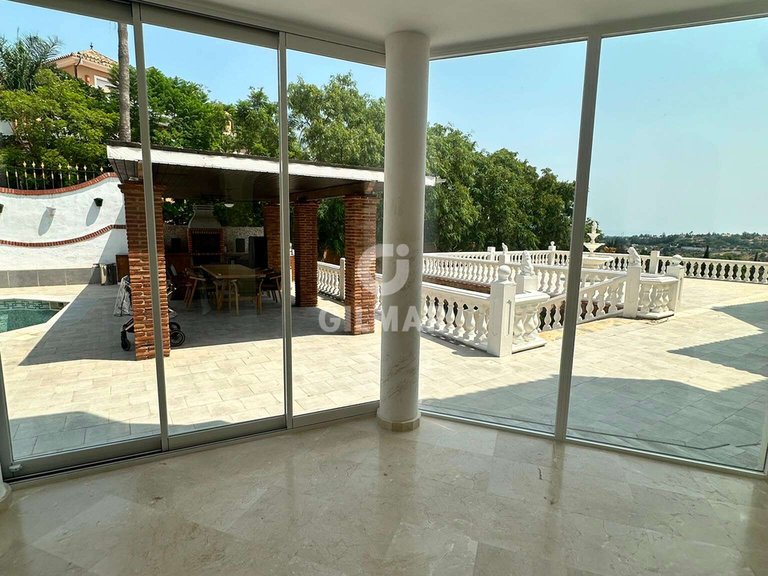 Villa for Sale in Estepona, Malaga 16