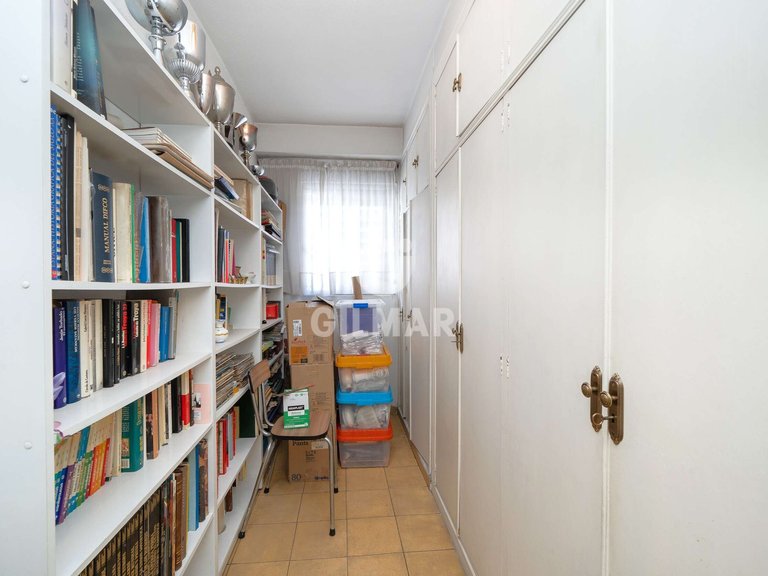 Apartment for Sale in Madrid, Madrid 13