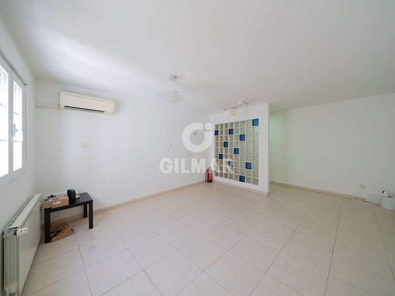Apartment for Sale in Madrid, Madrid 2