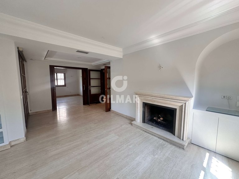 Villa for Rent in Madrid, Madrid 10