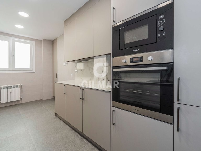 Apartment for Rent in Madrid, Madrid 10