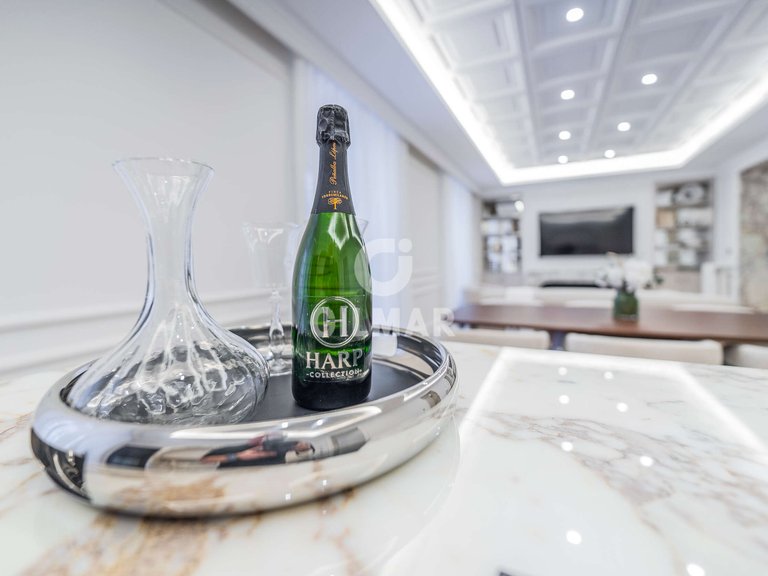 Apartment for Sale in Madrid, Madrid 17