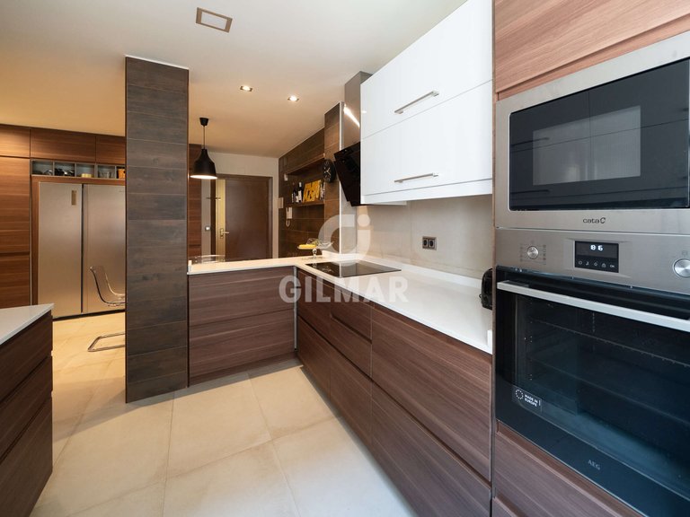 Apartment for Sale in Madrid, Madrid 19
