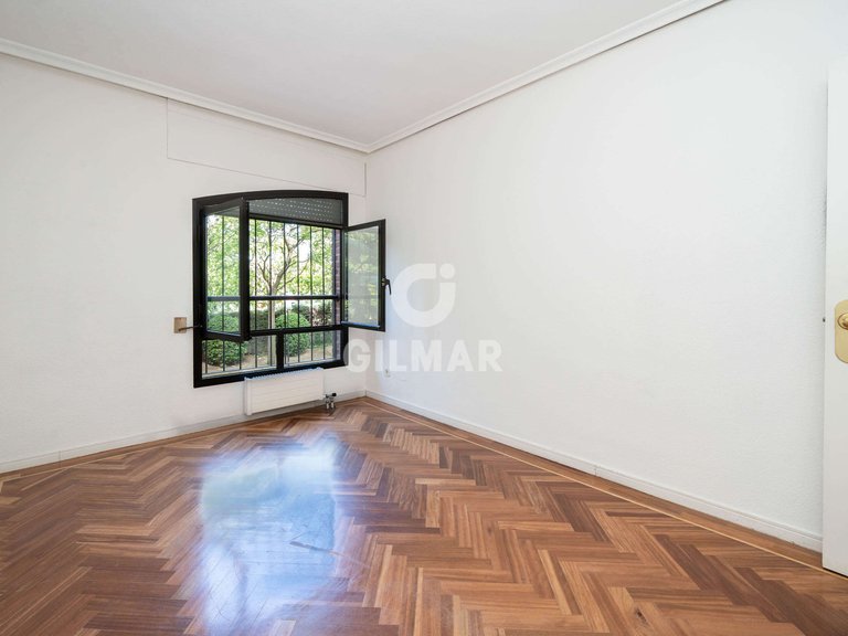 Apartment for Sale in Madrid, Madrid 29