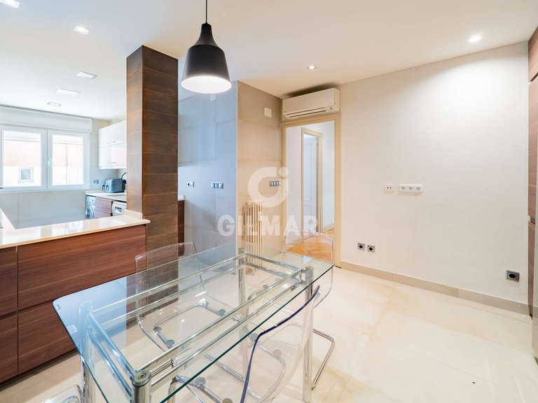 Apartment for Sale in Madrid, Madrid 17