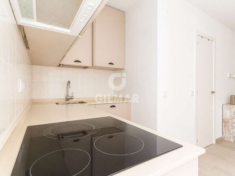 Apartment for Sale in Madrid, Madrid 8