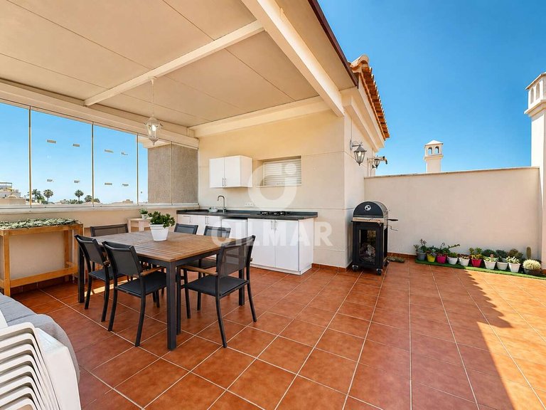 Penthouse for Sale in BenalmÁdena, Malaga 5