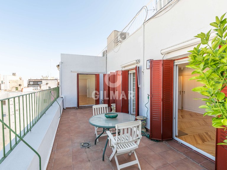 Penthouse for Rent in Madrid, Madrid 28