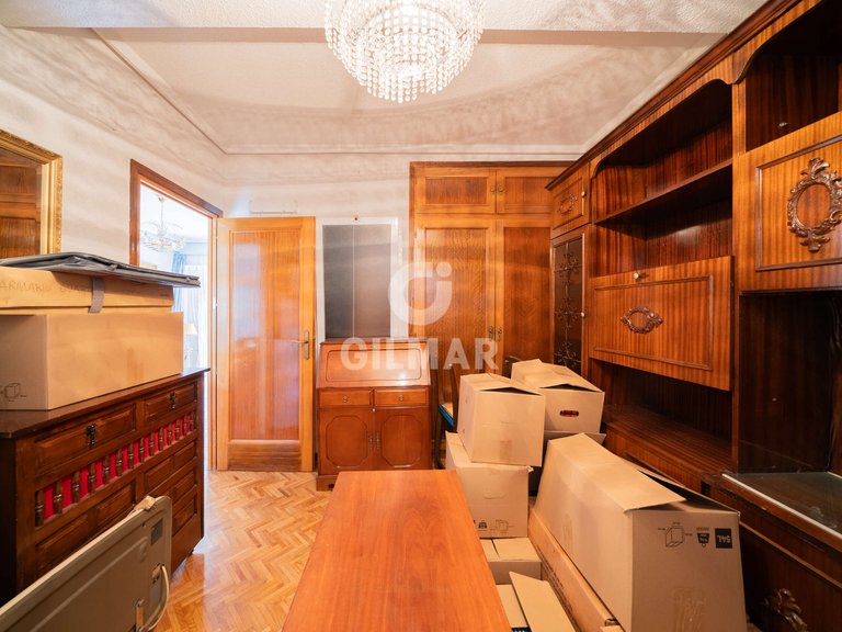 Apartment for Sale in Madrid, Madrid 18
