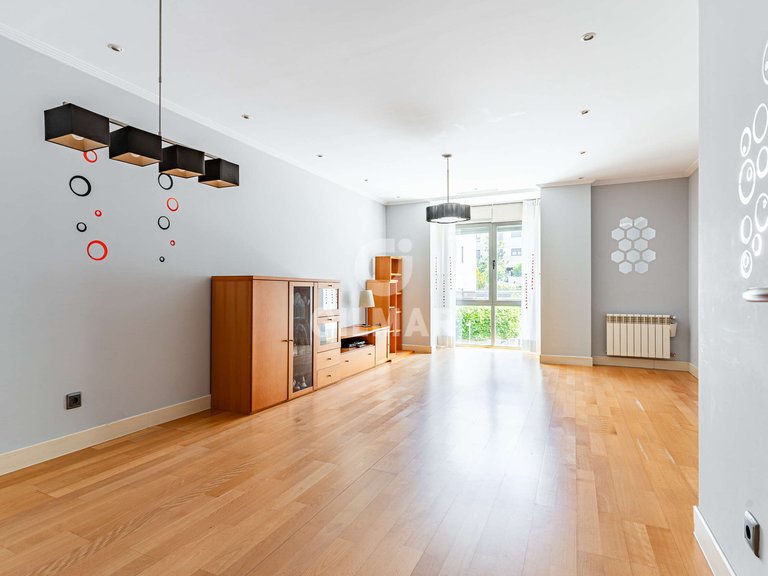 Apartment for Sale in Madrid, Madrid 4