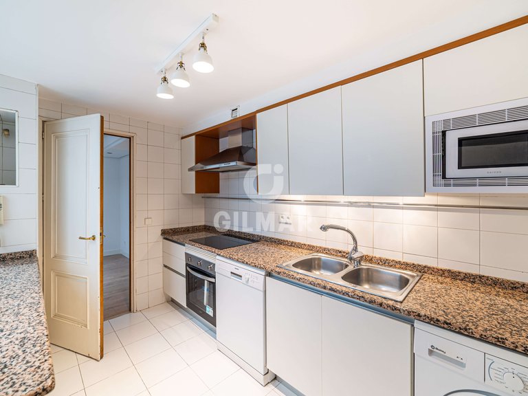 Apartment for Rent in Madrid, Madrid 4
