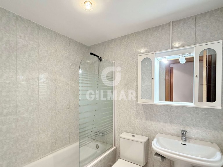 Apartment for Rent in Madrid, Madrid 23