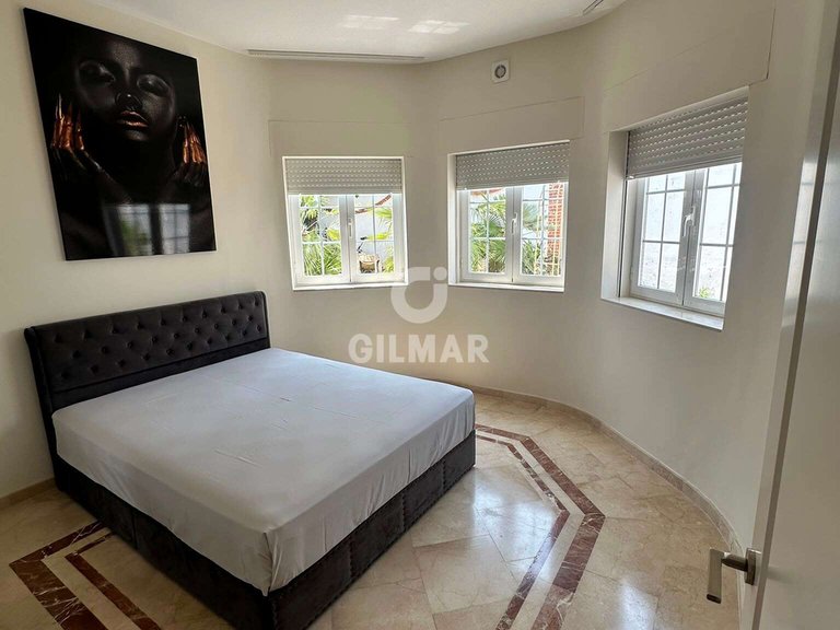 Villa for Sale in Estepona, Malaga 11