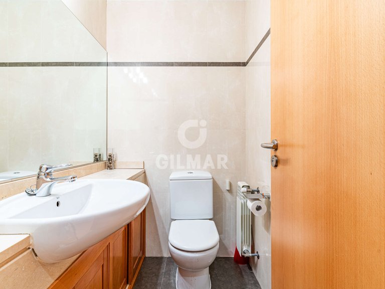 Apartment for Sale in Madrid, Madrid 14