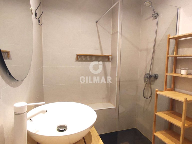 Apartment for Rent in Madrid, Madrid 11