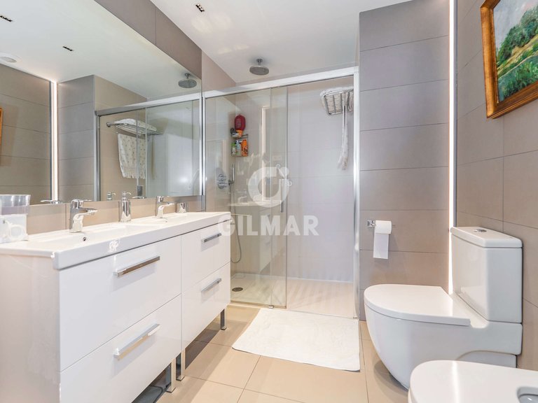 Apartment for Sale in Madrid, Madrid 13