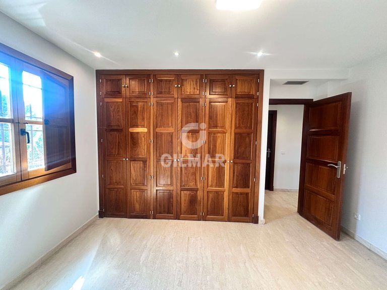 Villa for Rent in Madrid, Madrid 23