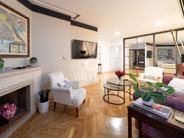 Apartment for Sale in Madrid, Madrid 2