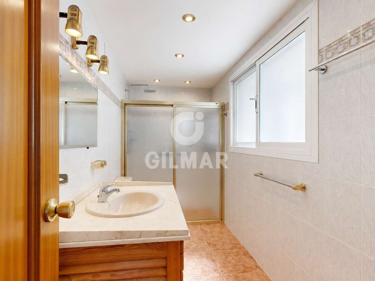 Villa for Sale in BenalmÁdena, Malaga 23
