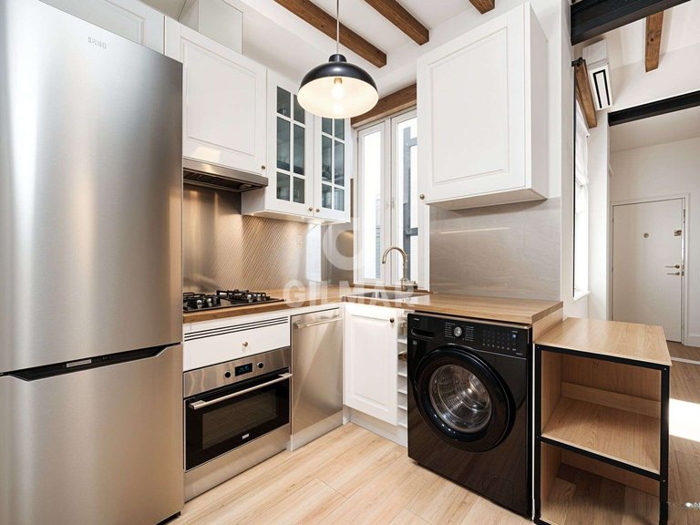 Apartment for Sale in Madrid, Madrid 8