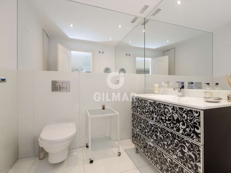 Apartment for Sale in Marbella, Malaga 31