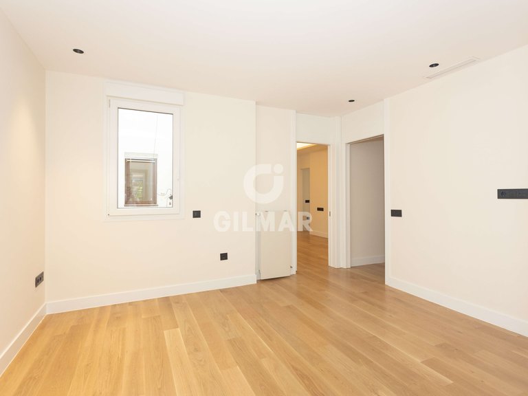 Apartment for Rent in Madrid, Madrid 16