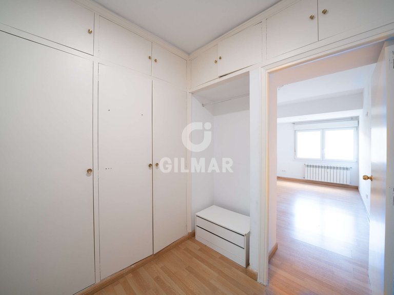 Apartment for Sale in Madrid, Madrid 14