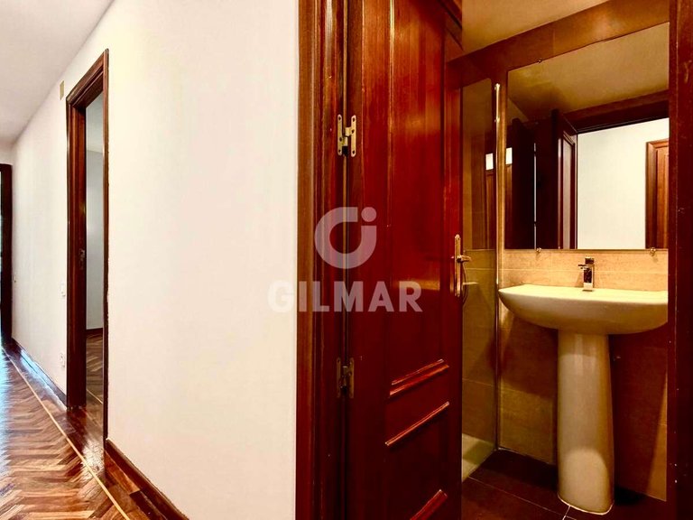 Apartment for Rent in Madrid, Madrid 27