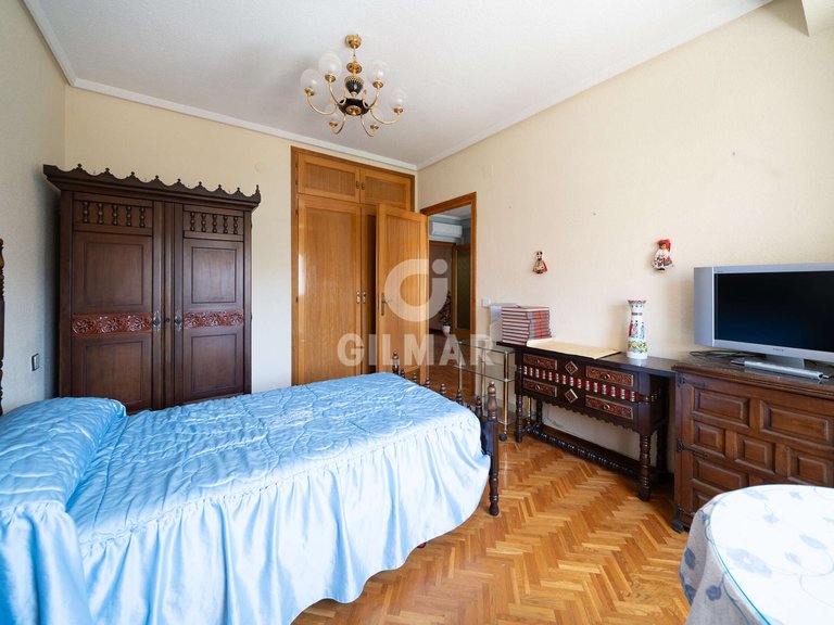 Apartment for Sale in Madrid, Madrid 13