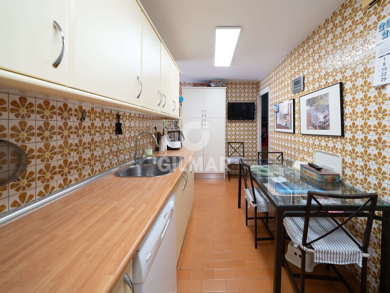 Apartment for Sale in Madrid, Madrid 28