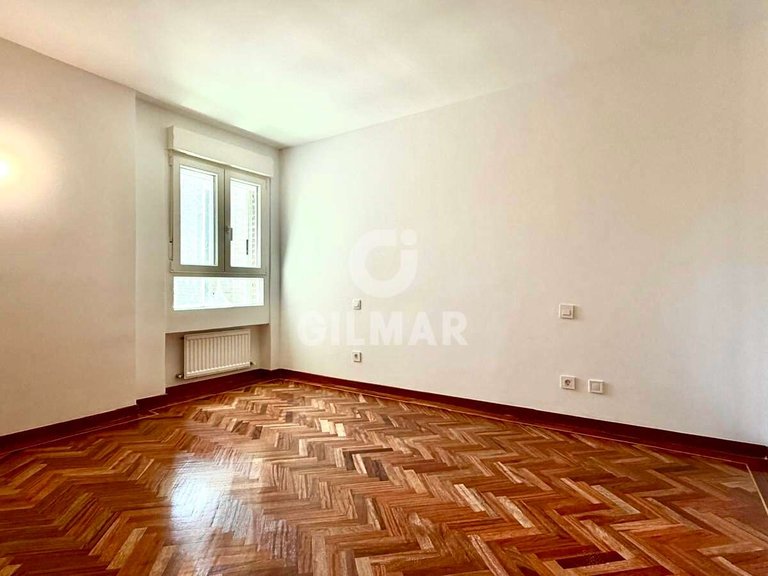Apartment for Rent in Madrid, Madrid 23